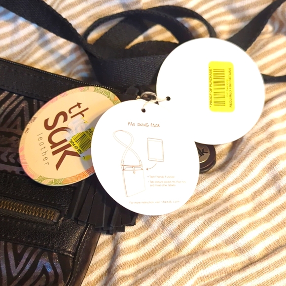 COPY - NWT: THE SAK "PAX SWING BAG" black🖤leather Xbody 😎COOL metallic details - Picture 4 of 8